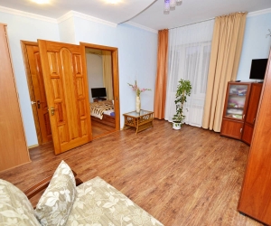 Квартира 2-х комнатная 4-х местная с кухней